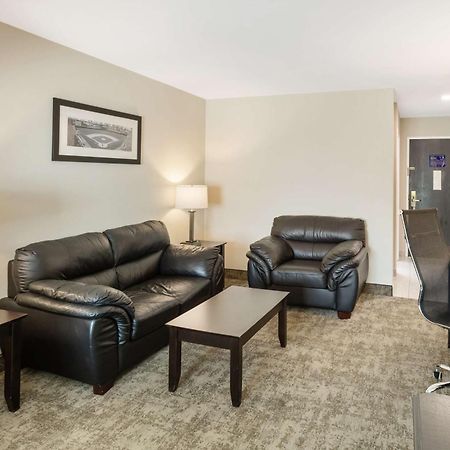 Best Western Inn & Suites - Midway Airport Burbank Exterior foto